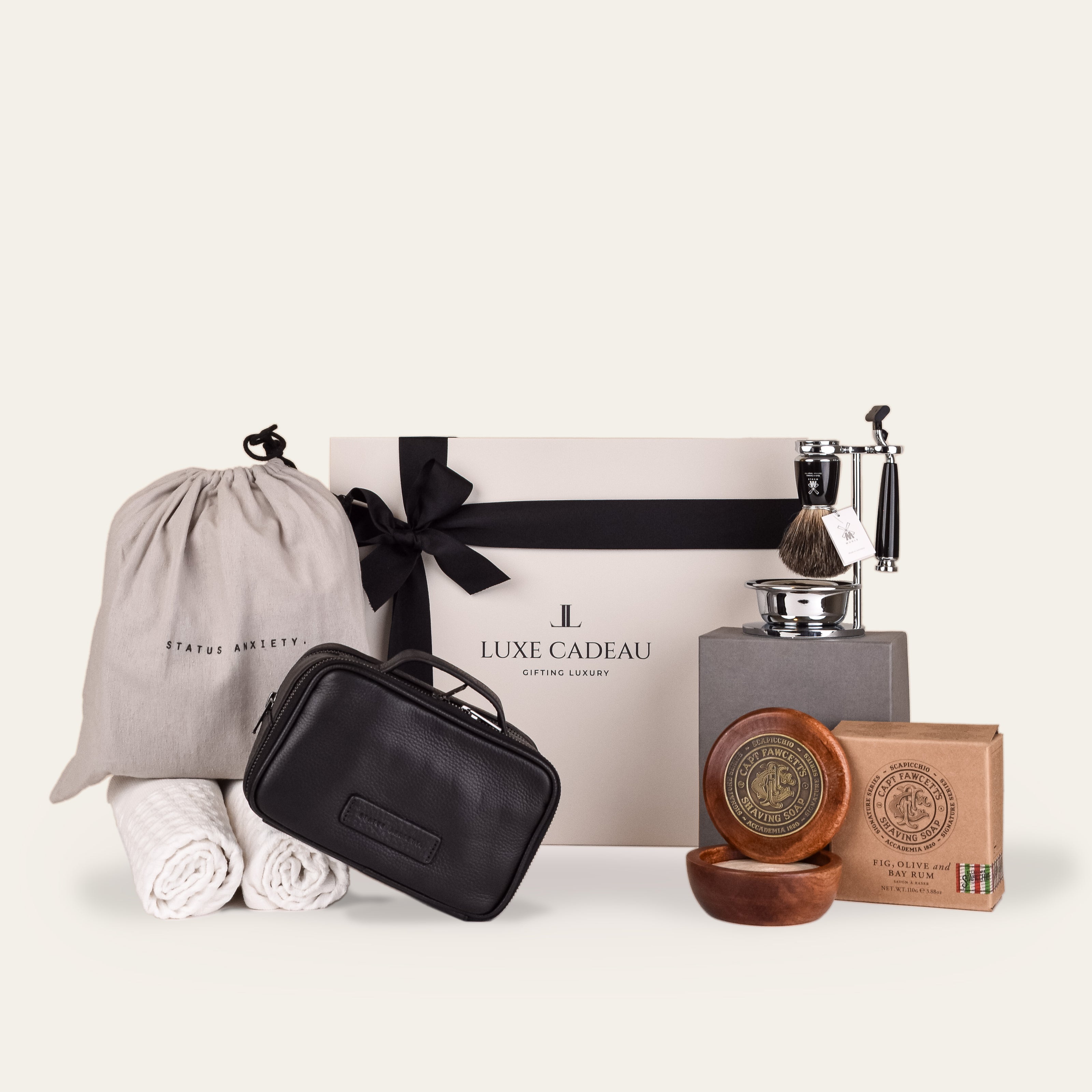 Luxe Cadeau The Finishing Touch gift box in stone.